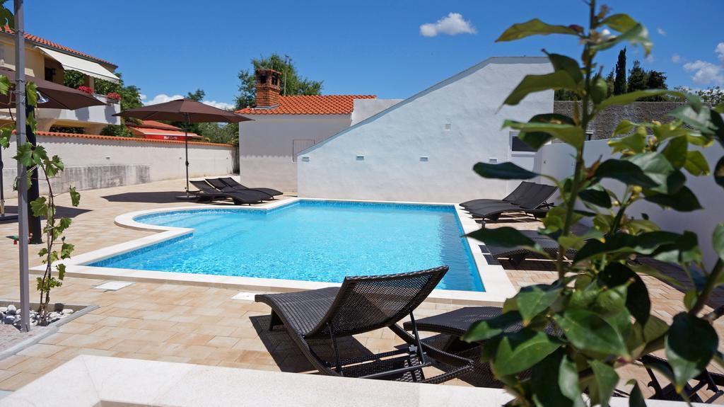 Apartments Roberta Kozino ภายนอก รูปภาพ